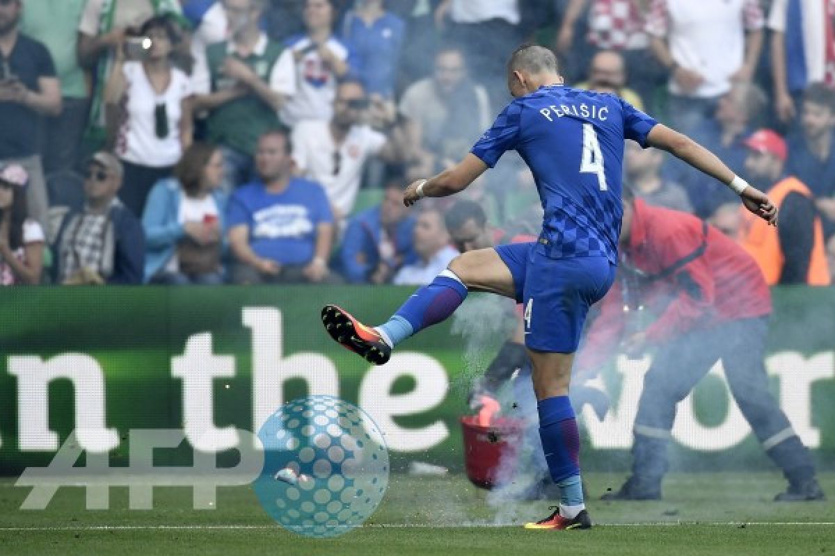 Ivan Perisic selangkah lagi di Old Trafford