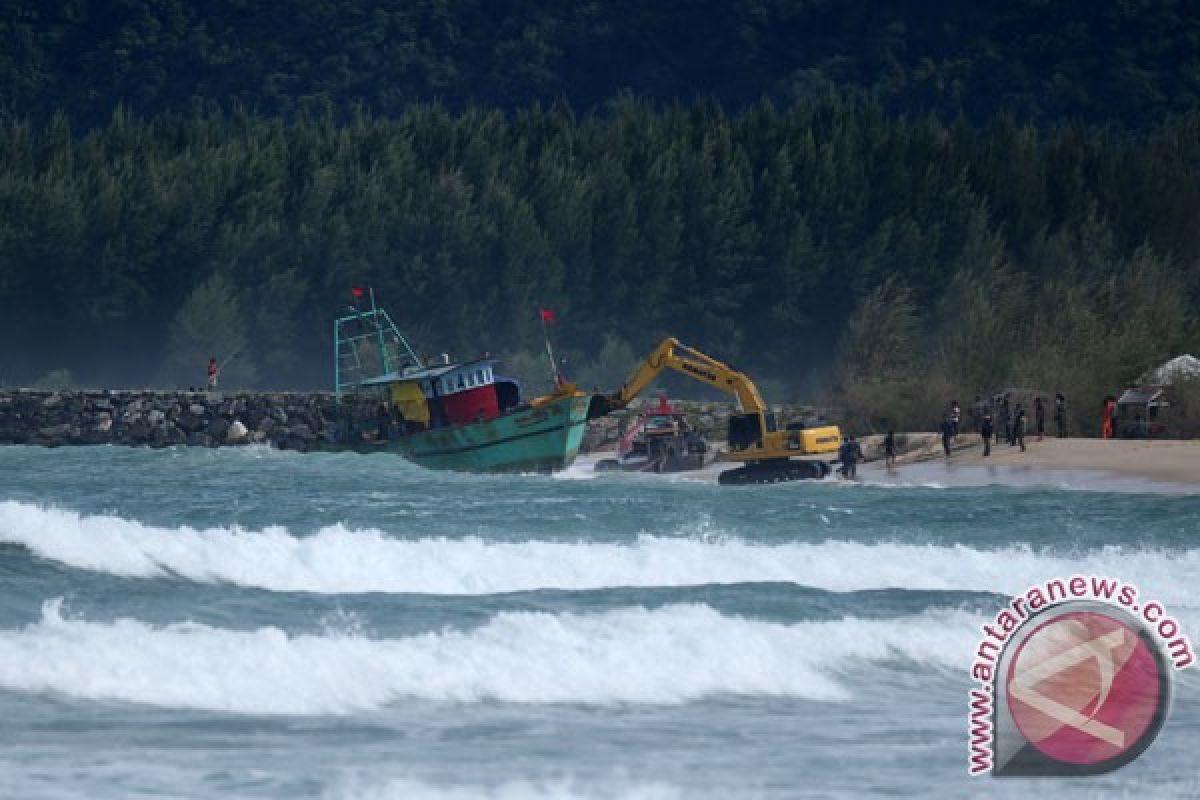 Seorang Turis Jepang Tewas Di Pantai Lhoknga Antara News 