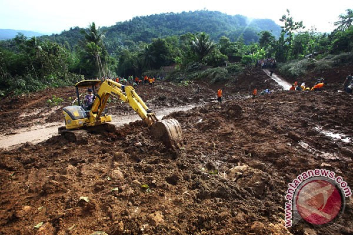 Belasan rumah di lokasi longsor Purworejo akan direlokasi