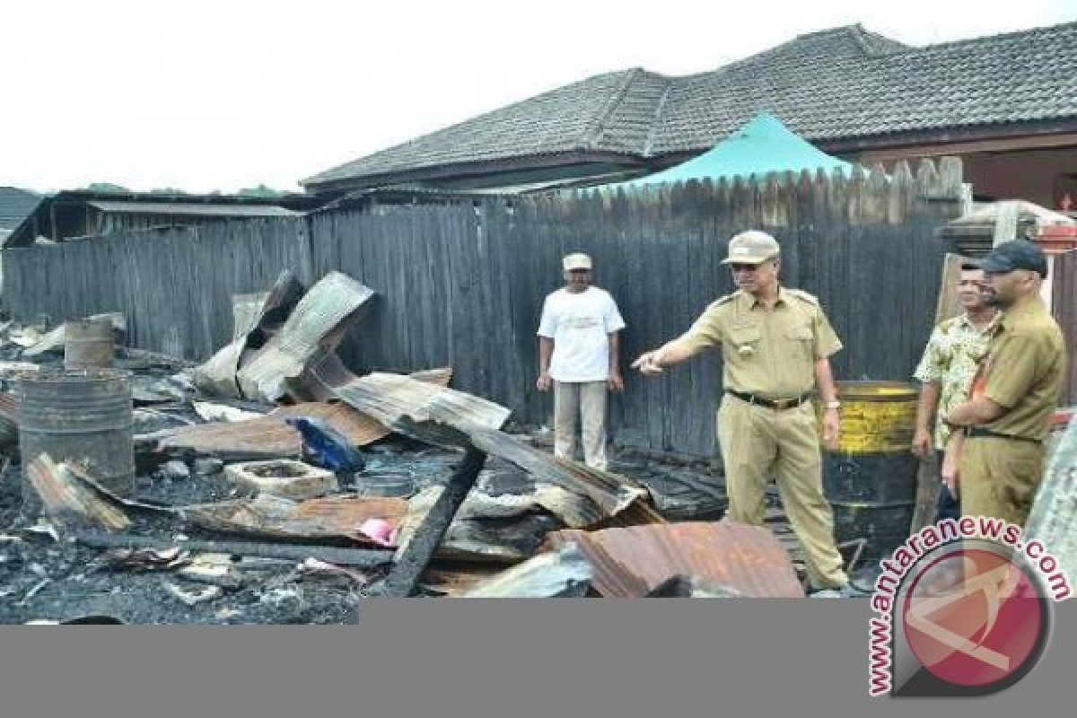 Wali Kota Kunjungi Korban Kebakaran