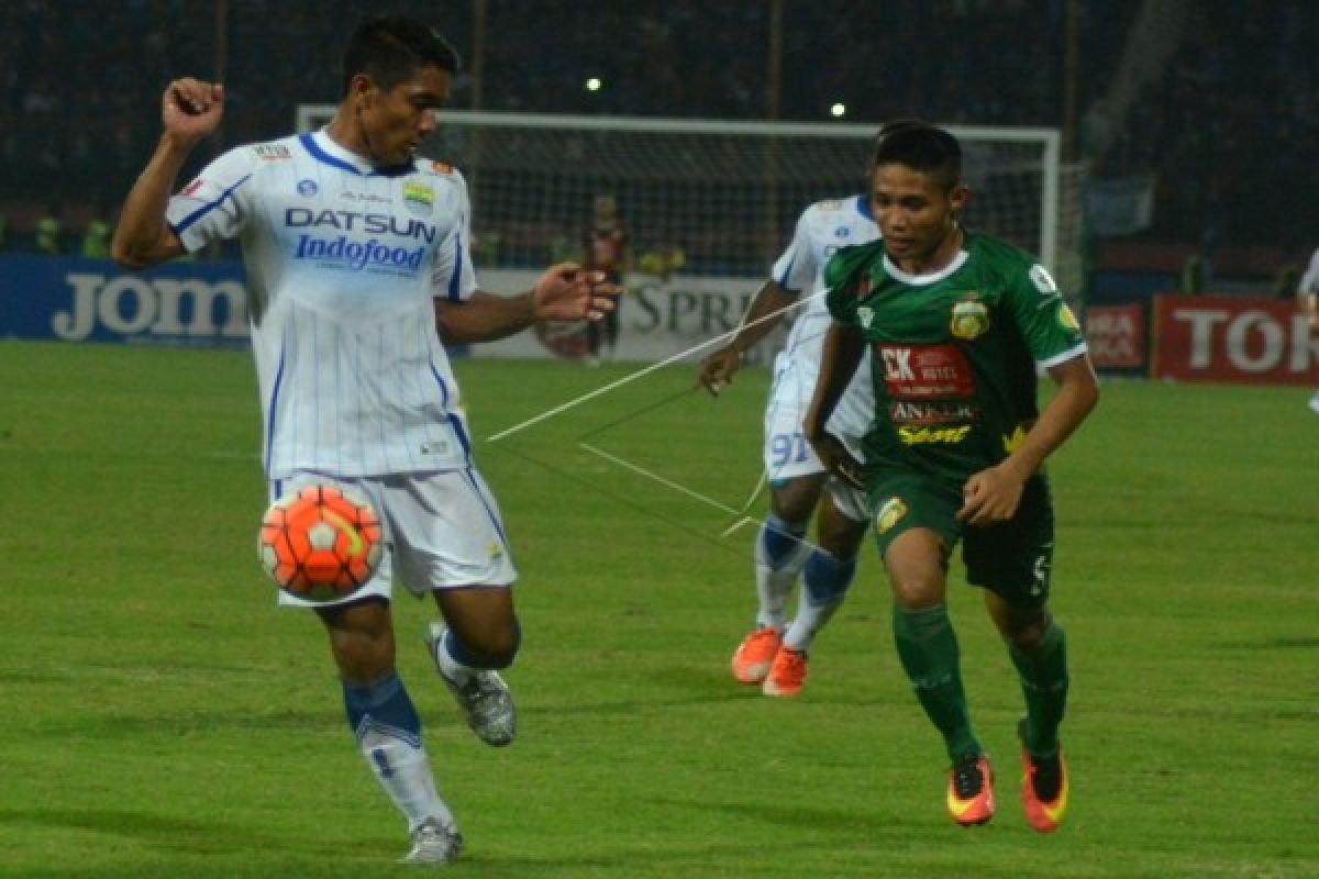 Surabaya United Permalukan Persiba Balikpapan 2-0