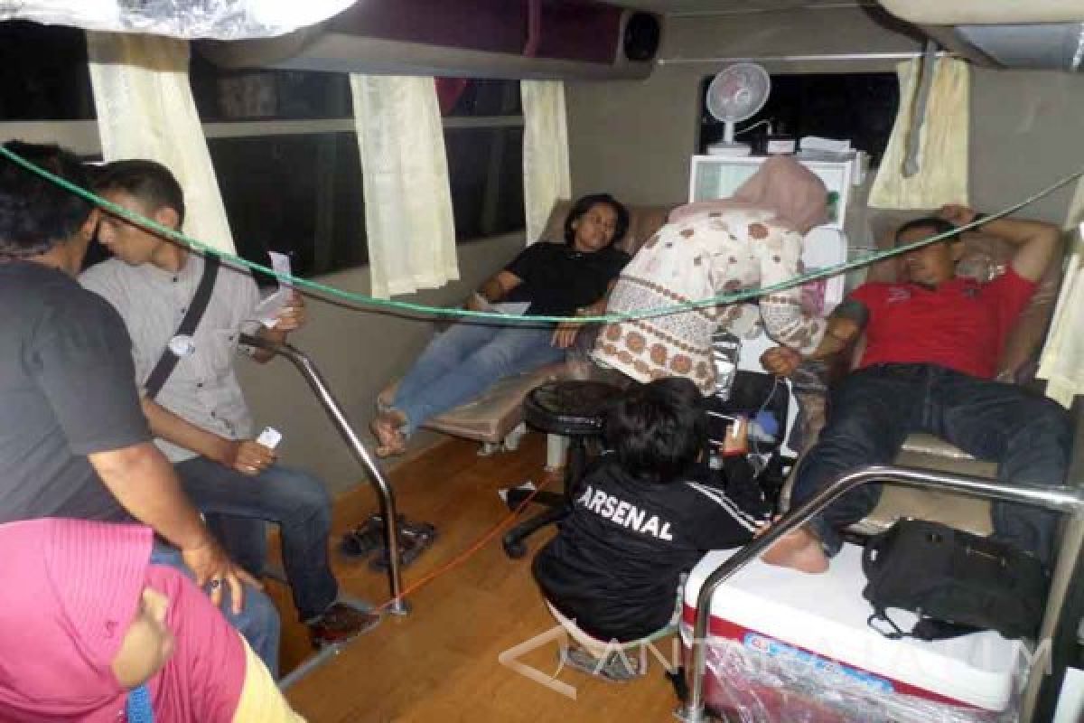 Imigrasi Blitar Gelar Aksi Donor Darah Peringati HUT KemenkumHAM