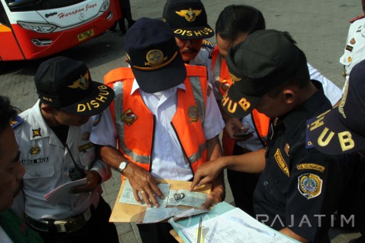 Dishubkominfo Tulungagung Hentikan Operasional Enam Bus