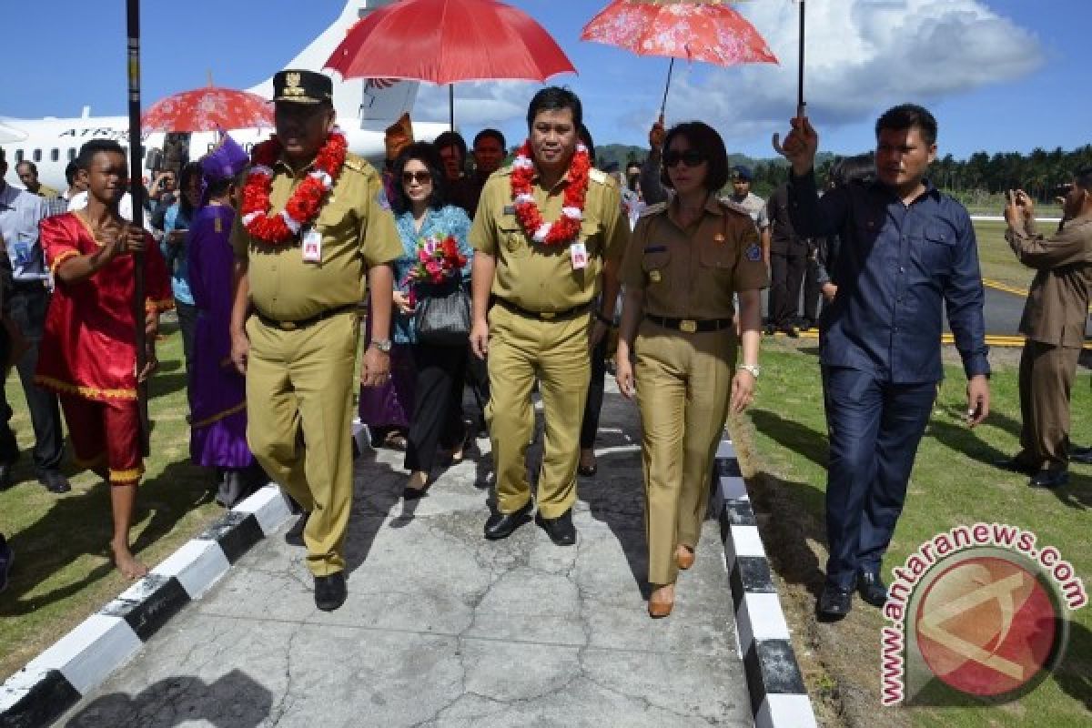 Jaring Kesulitan Warga Kepulauan