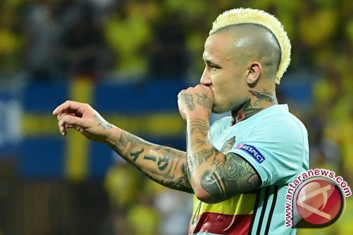 Tak Masuk Timnas Belgia, Radja Nainggolan Kecewa Dengan Pelatih Baru