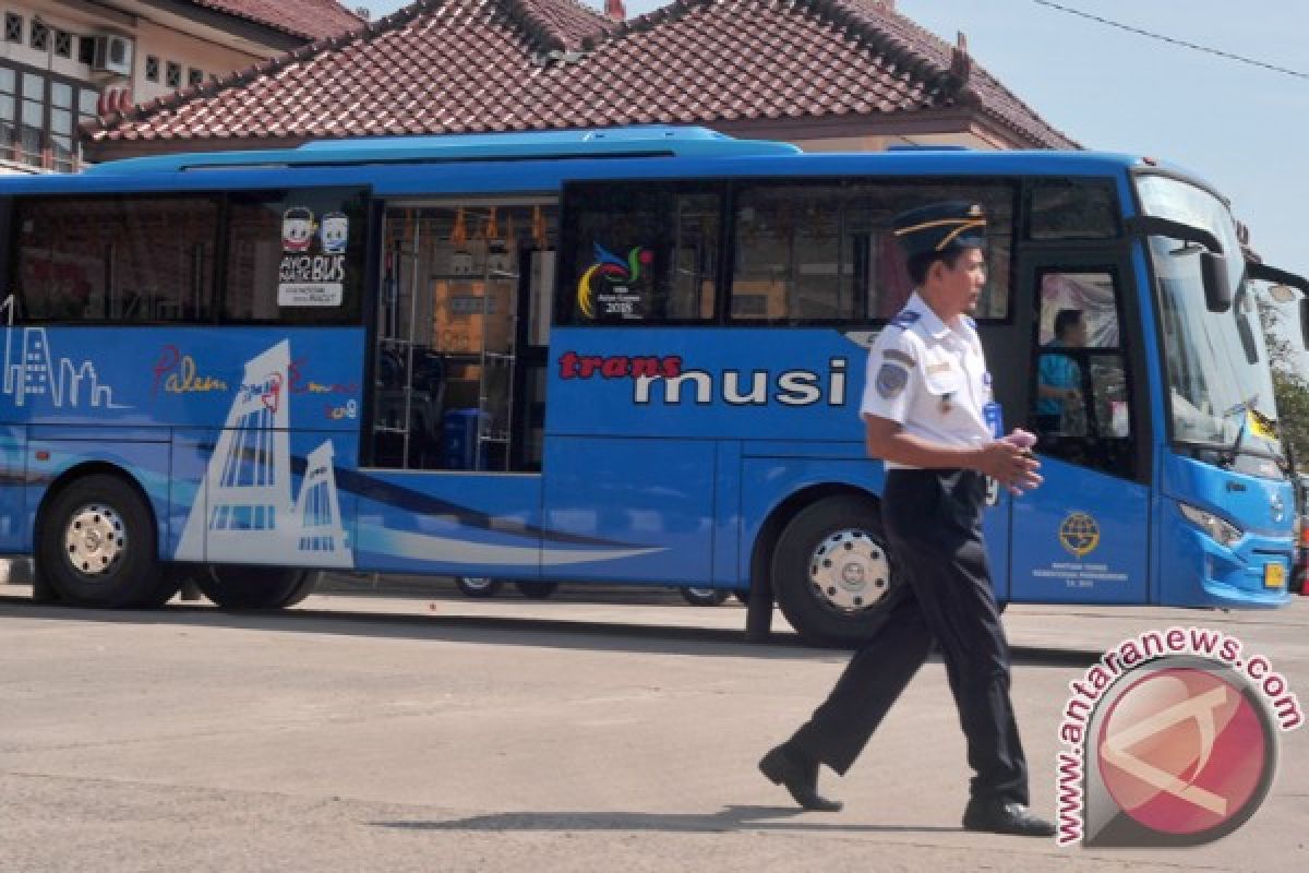 Minat naik Transmusi di Bandara SMB II minim