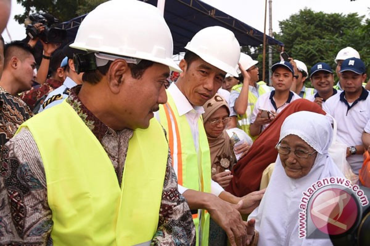 Jelang Lebaran, Taspen sebar 24.300 paket sembako