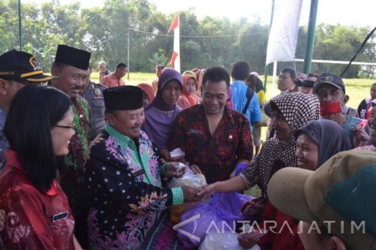 Pemkab Madiun Gelar Pasar Murah Bahan Kebutuhan Pokok