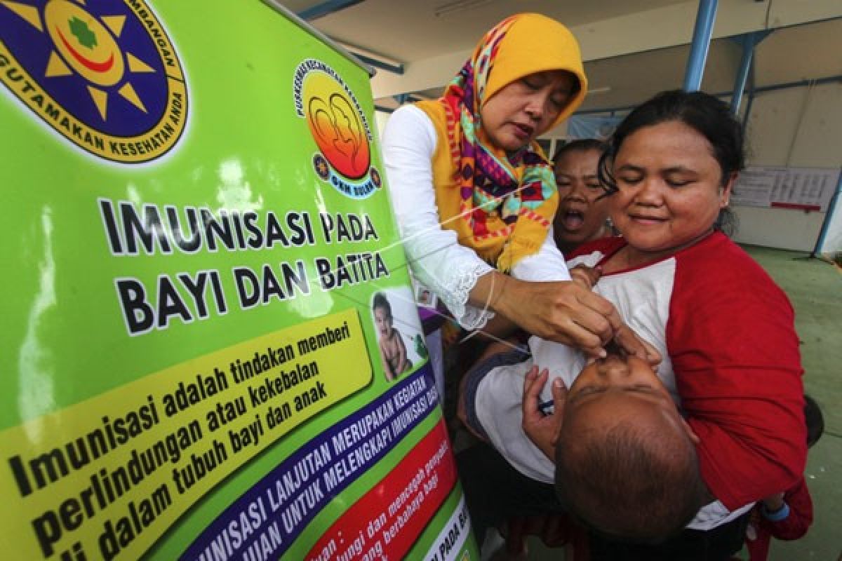 Polisi Ringkus Pemalsu Vaksin Bayi