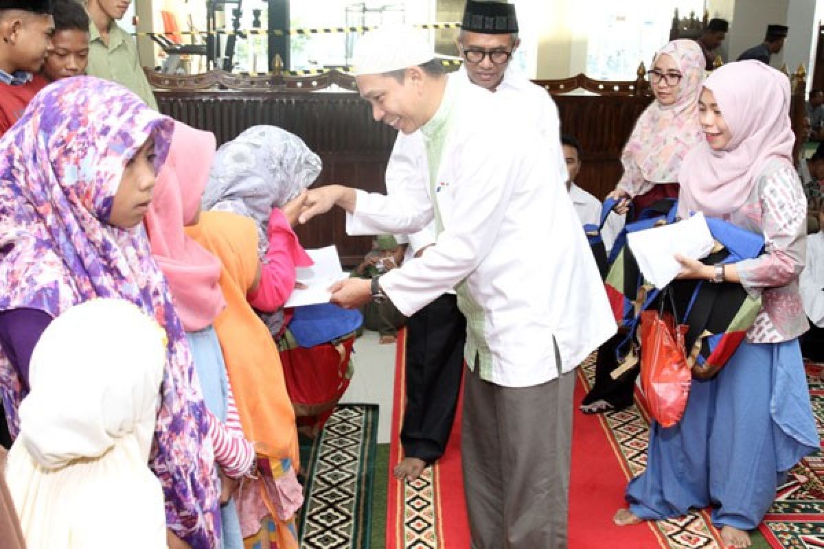 PT PGE Ulubelu Santuni Anak Yatim-Duafa