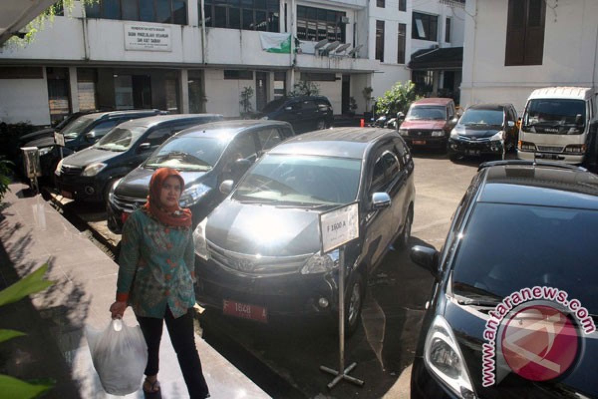 Pemkab Karawang izinkan mobil dinas digunakan mudik