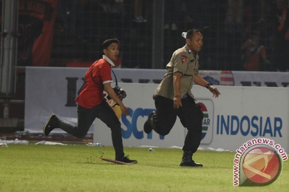 Jakmania beratribut dilarang dukung Persija hingga akhir kompetisi