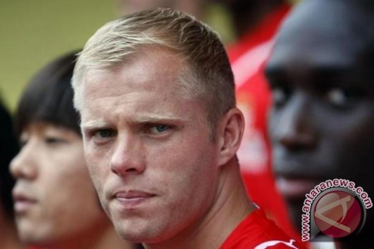 Swansea datangkan adik tiri Eidur Gudjohnsen