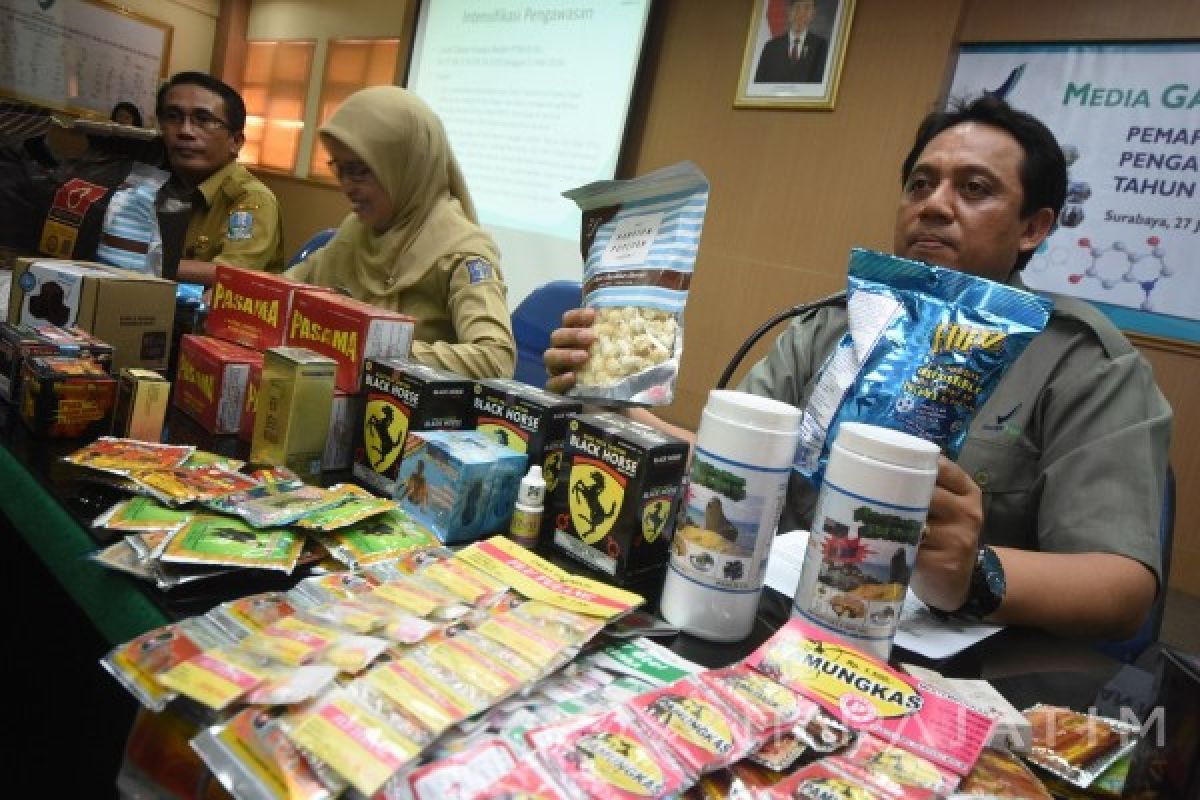 BPOM Jatim Temukan Kosmetik-Pangan Tanpa Izin Edar