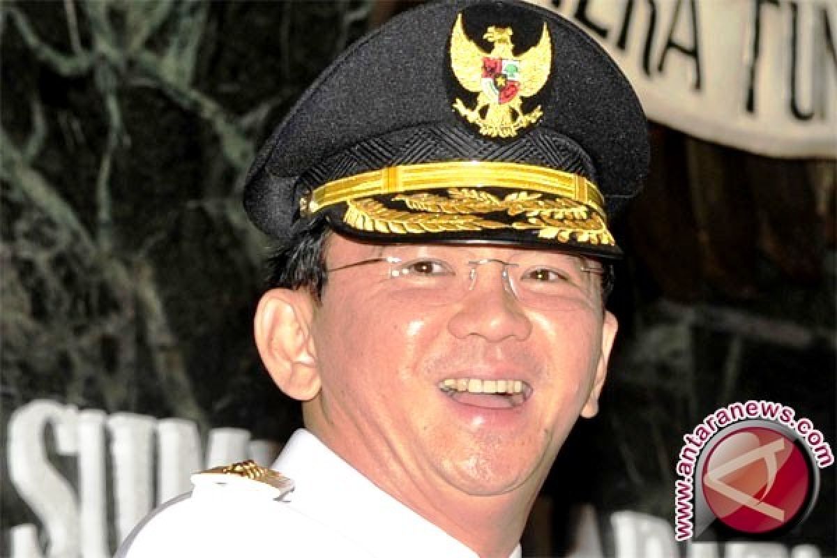 Ahok Tunggu Rekapitulasi Sejuta KTP Dukungan