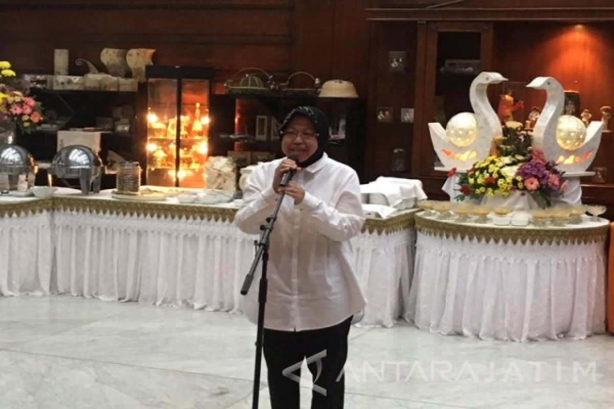 Megawati Serahkan Keputusan Cagub Jakarta Kepada Risma