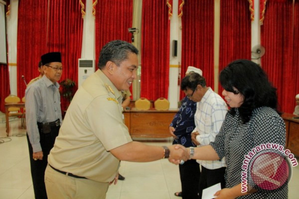 Penyerahan Insentif Pengurus Rumah Ibadah