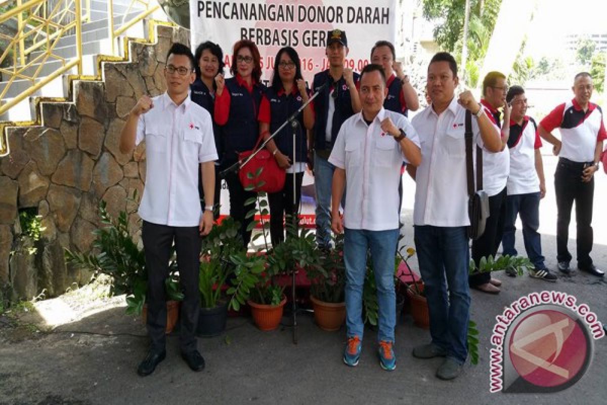 Gubernur-wagub Sulut canangkan donor darah berbasis gereja 