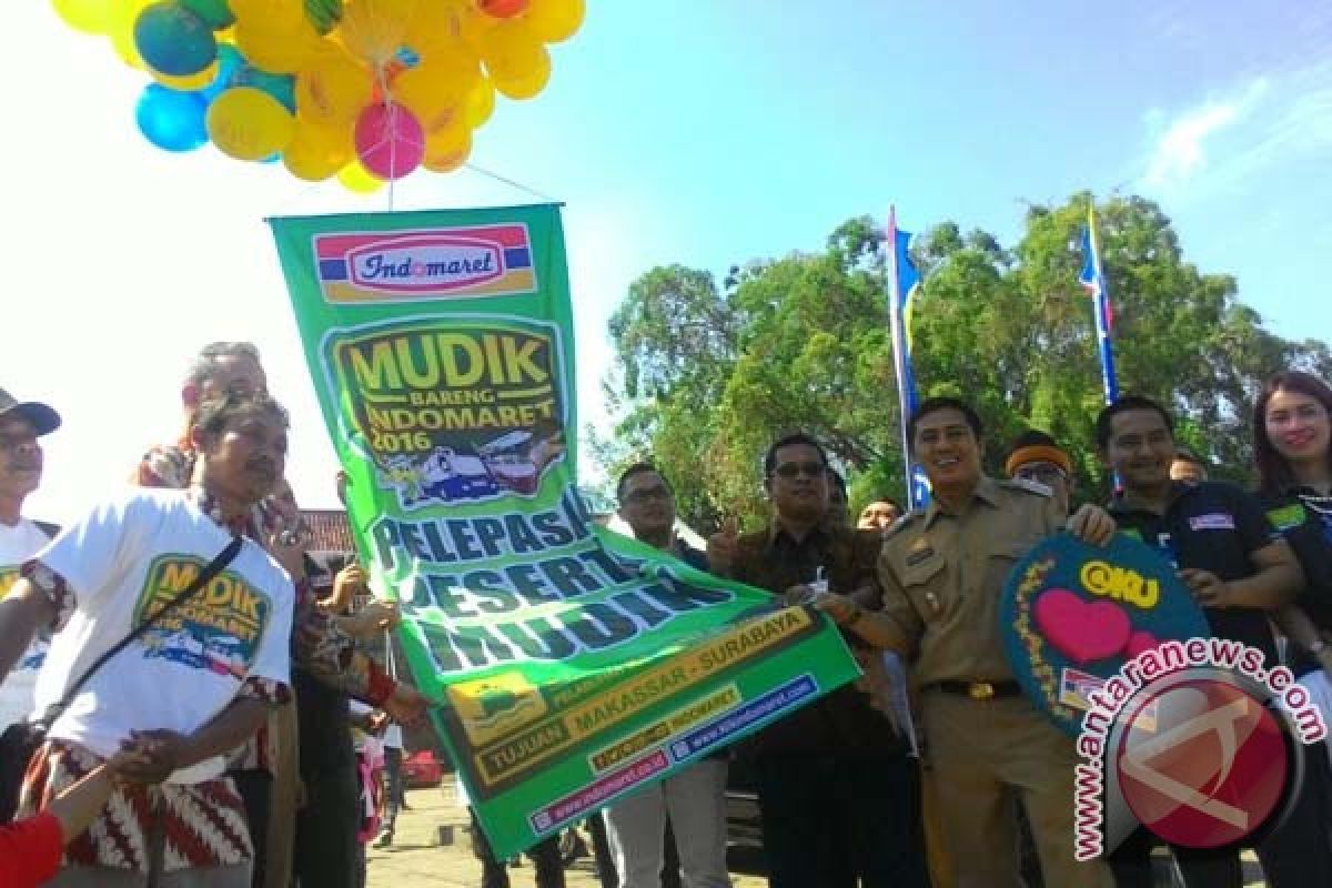 Wawali Makassar lepas peserta mudik gratis Indomaret 
