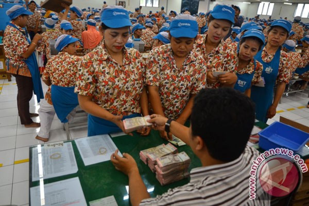 Apindo Jawa Tengah minta pemerintah tidak intervensi upah