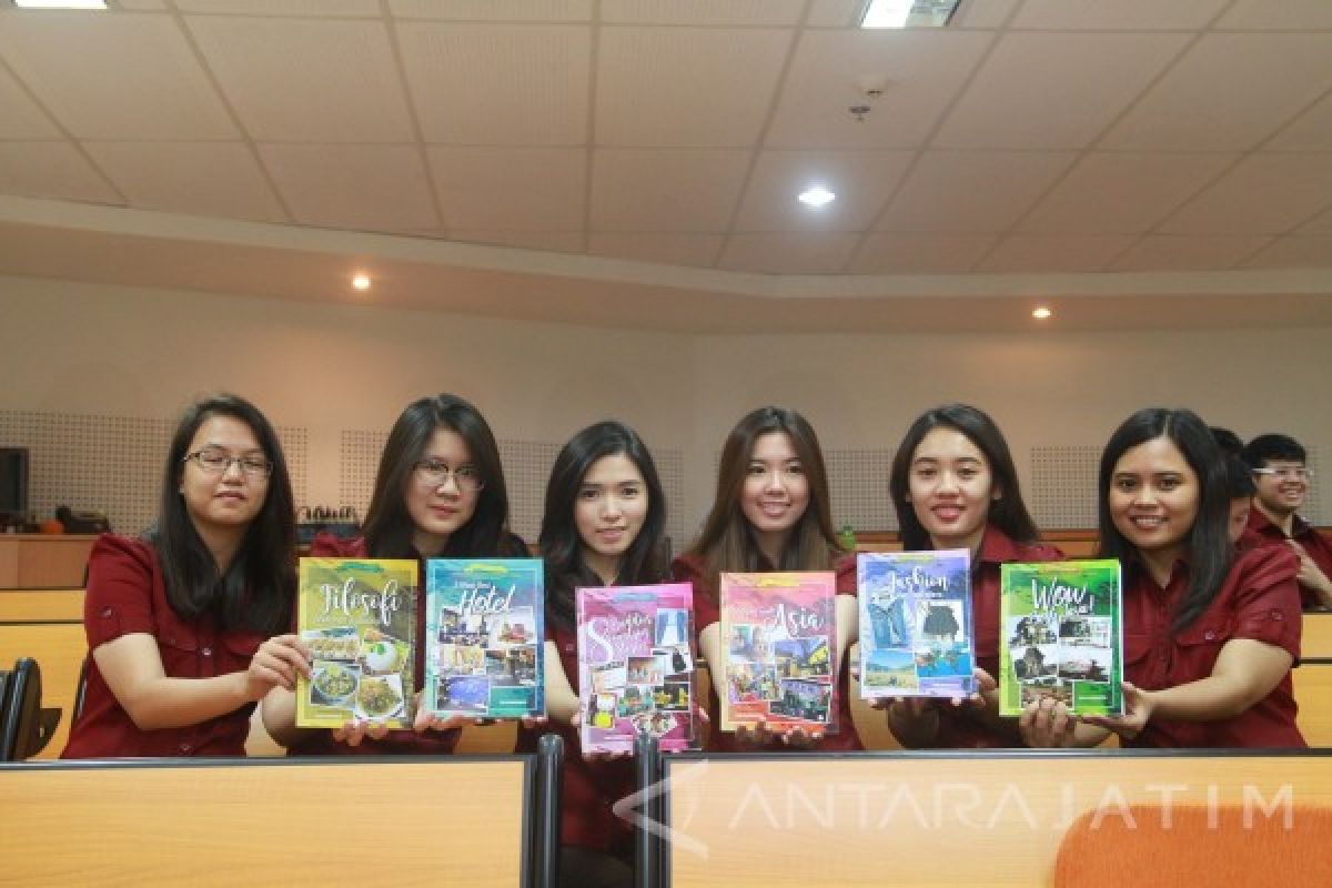 Mahasiswa Surabaya Bukukan Destinasi Wisata 