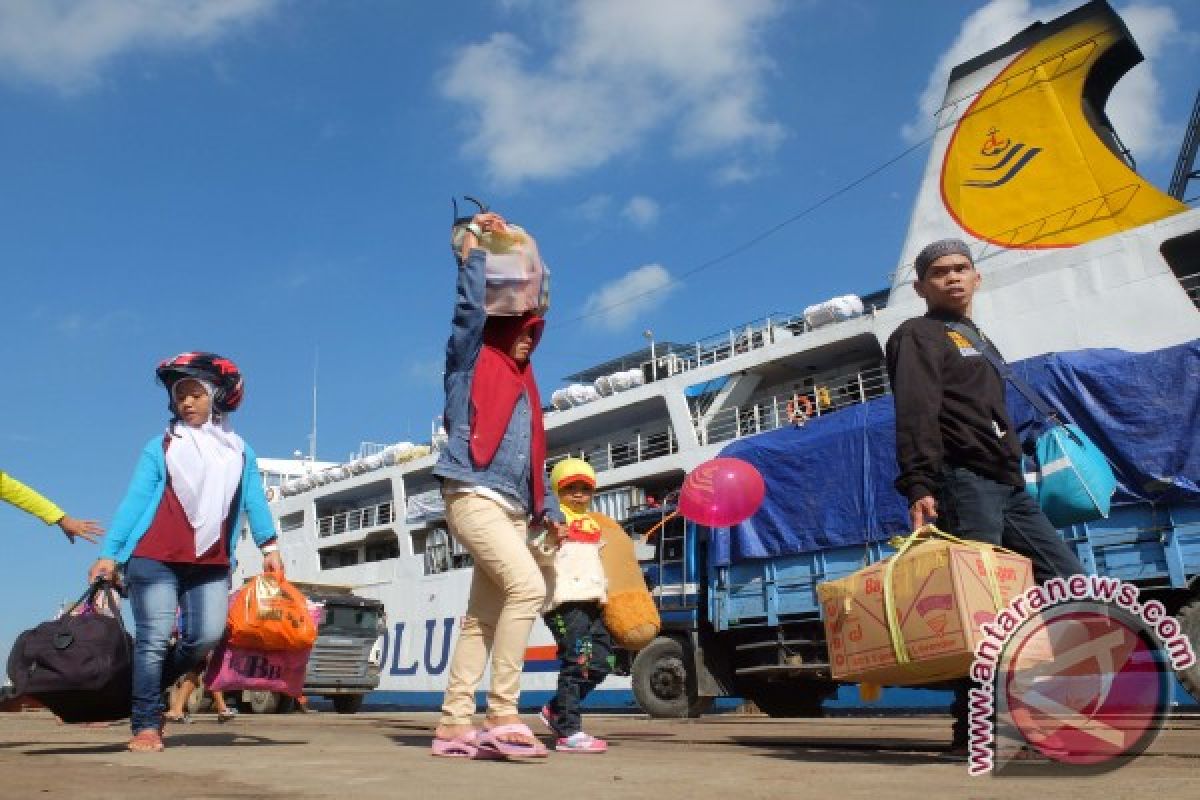 Pemudik Mulai Padati Trisakti