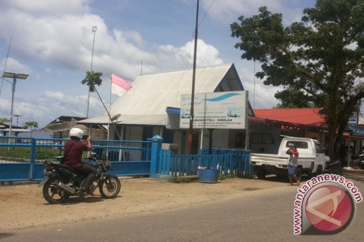 Kantor ASDP Gunungsitoli Sering Tutup