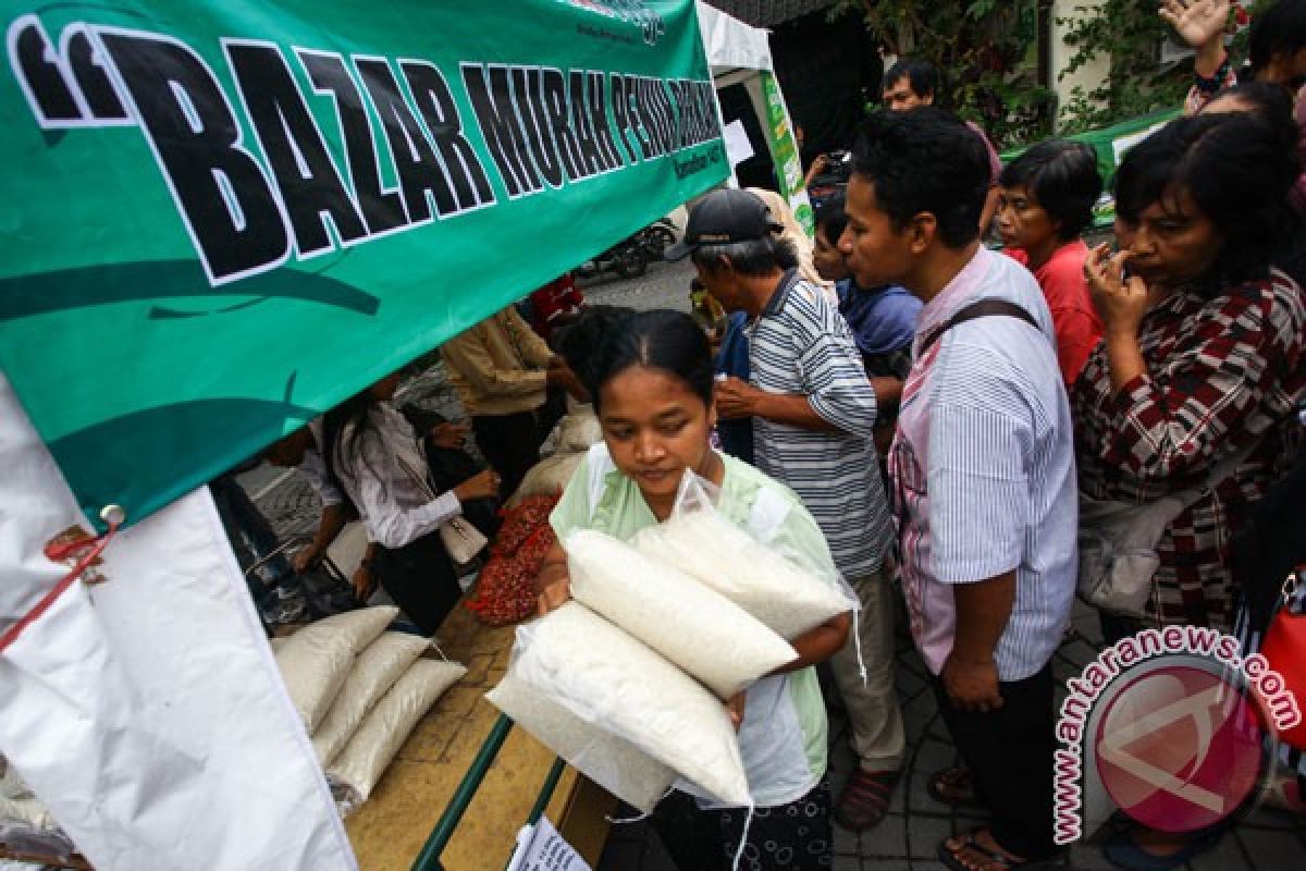 Kodam XII/Tanjungpura gelar pasar murah