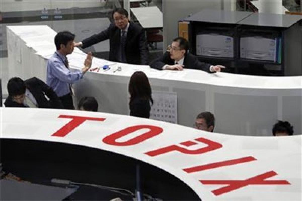 Saham Tokyo berakhir naik setelah Dow jones capai rekor tertinggi