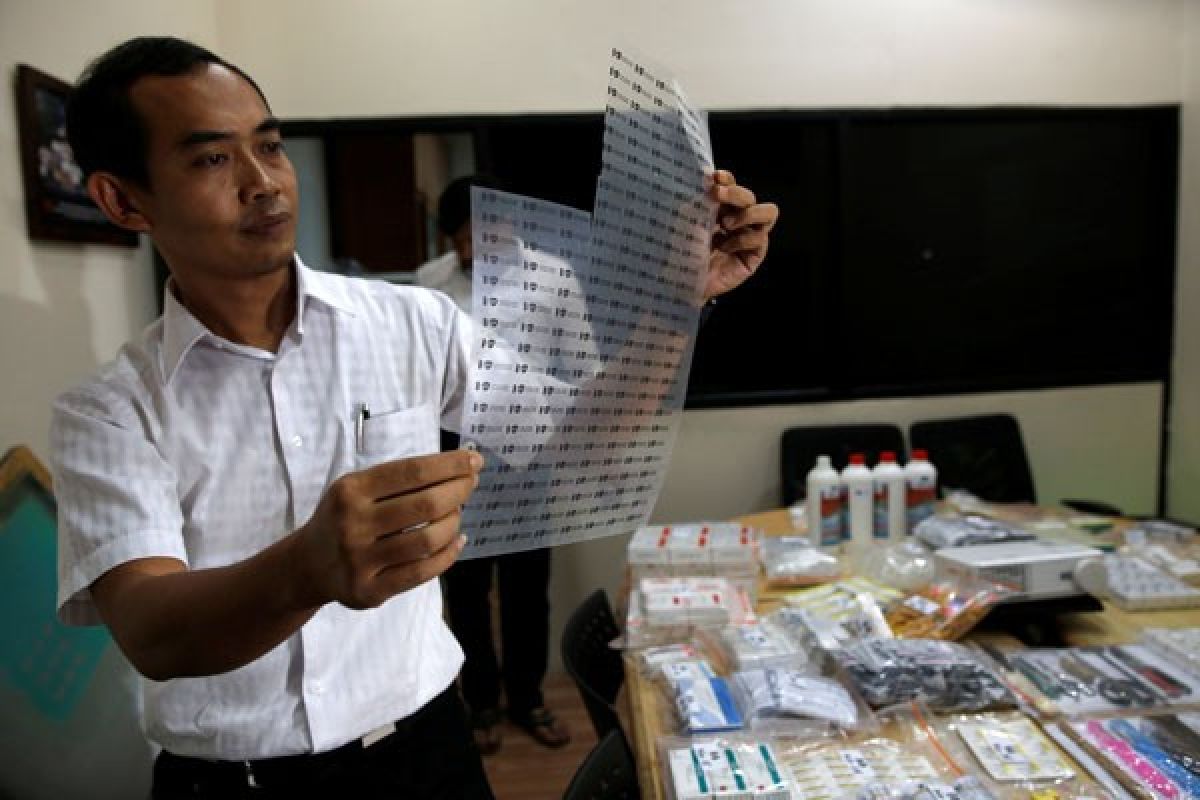 Tiga pegawai RS Permata Bekasi diperiksa terkait vaksin palsu