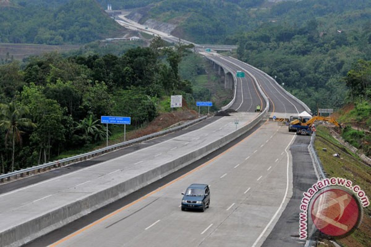 Jalan tol Bawen-Salatiga dioperasikan pada arus mudik