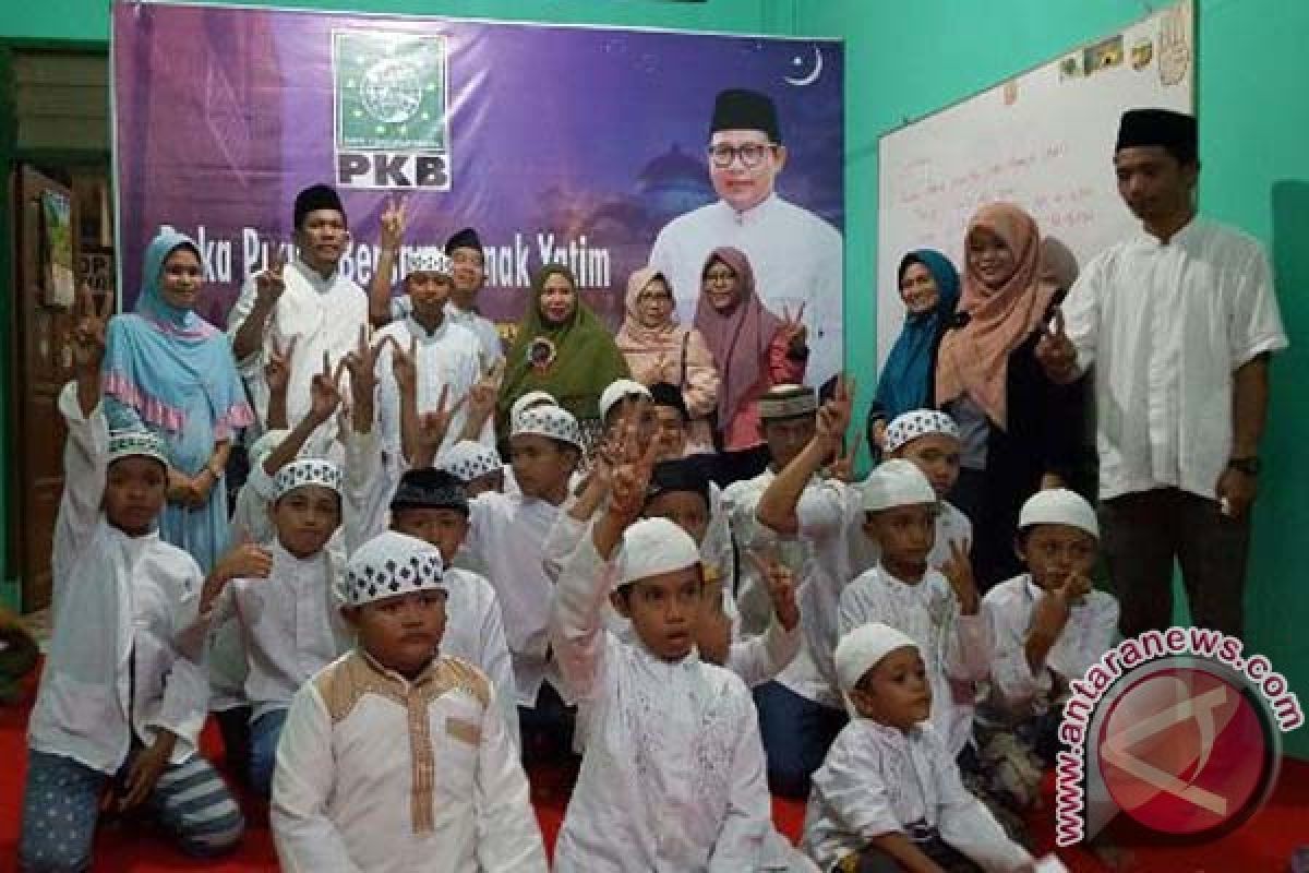 PKB Sulsel santuni ratusan anak yatim 