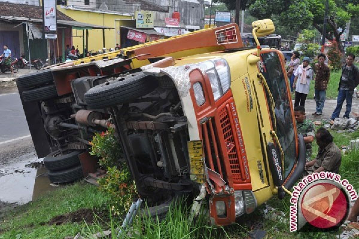 Lakalantas di Pasaman, Seorang Pelajar Tewas