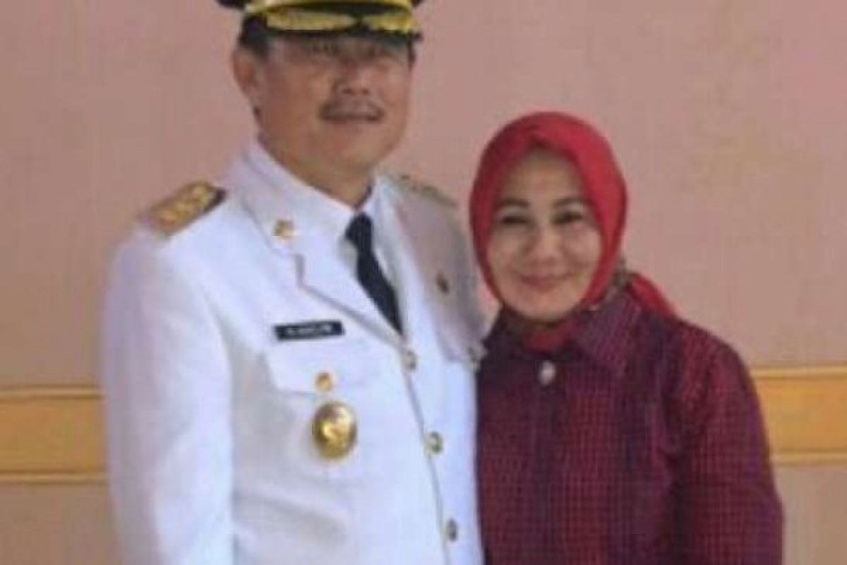 Ratusan Masyarakat Kuansing Berbuka Bersama di Kediaman Wabup Halim