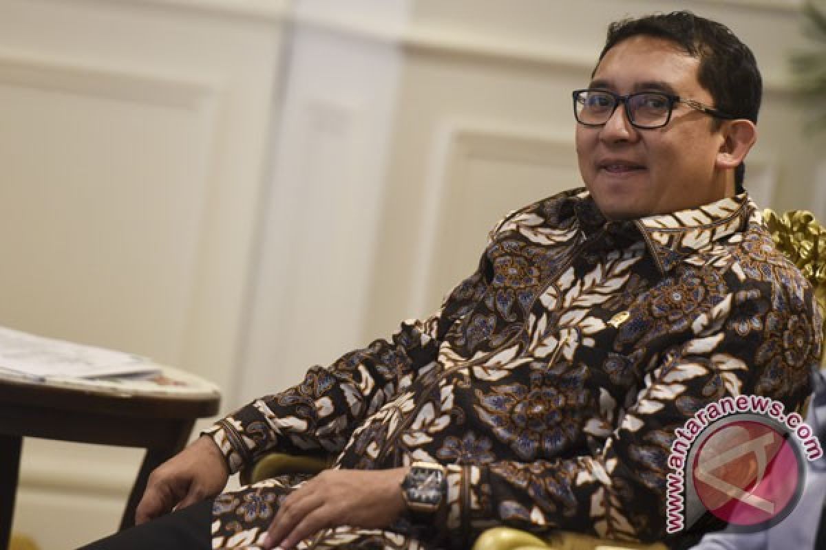 Fadli Zon: hormati putusan Polri tetapkan Ahok tersangka