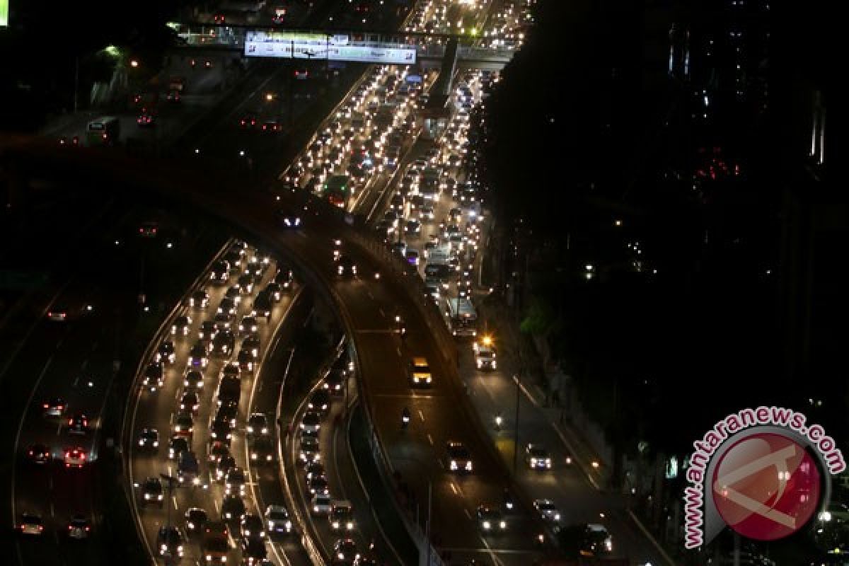 Ini penyebab macet di tol Brebes