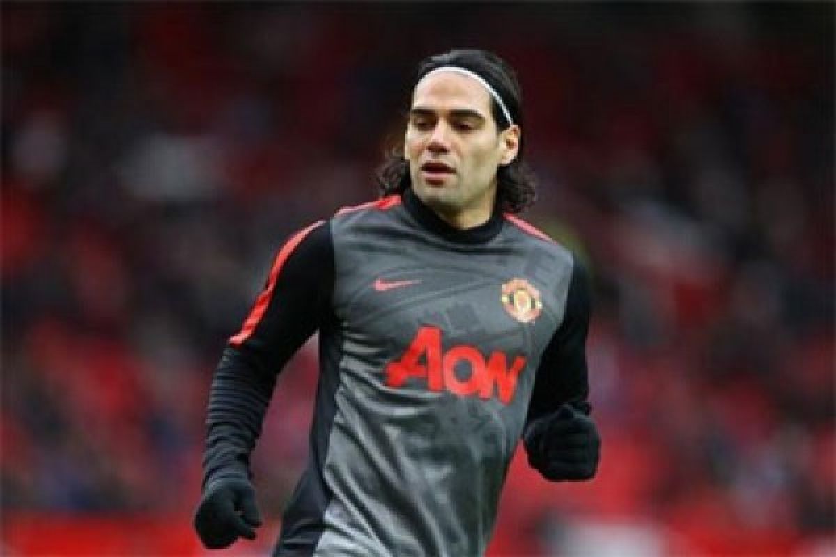 Cedera paha,  Falcao absen tiga pekan