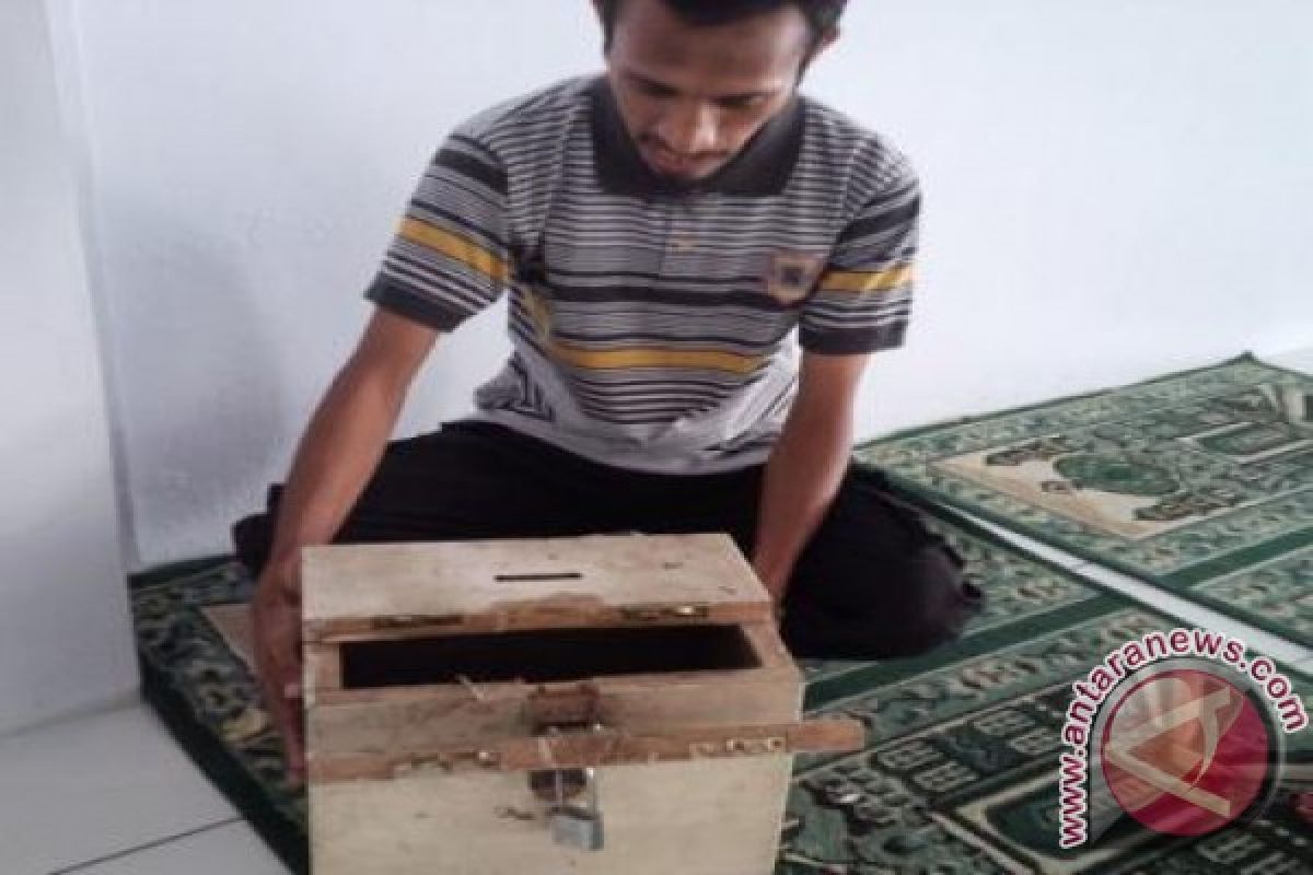 Komplotan Pencuri Gasak Uang Masjid di Ternate