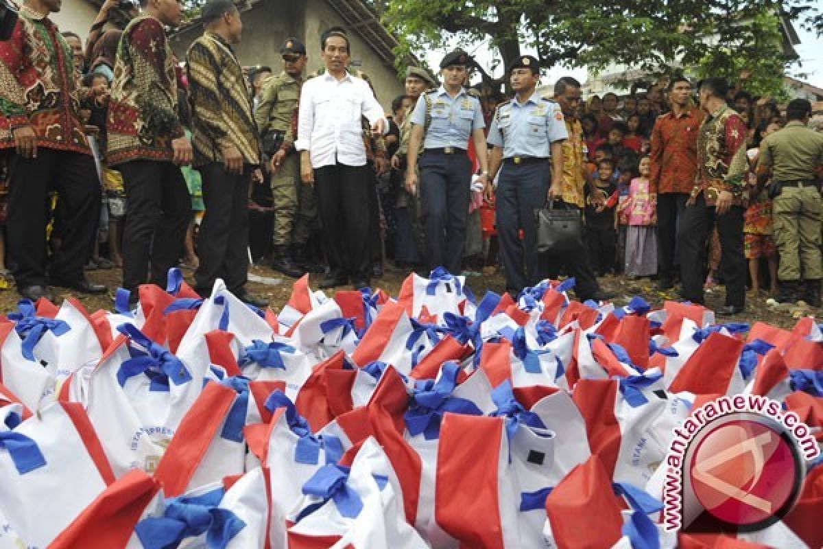 Di balik blusukan Presiden Jokowi ke Banten