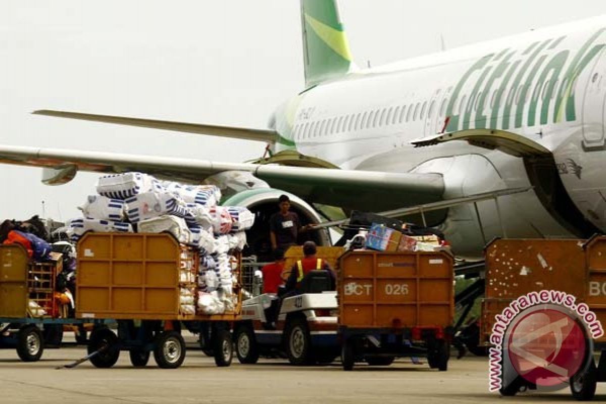 Arus balik liburan Paskah padati Hang Nadim Batam