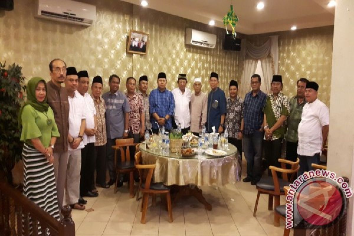 Silahturahmi Bupati dan Wakil Bupati Sergai dengan Pimpinan Media