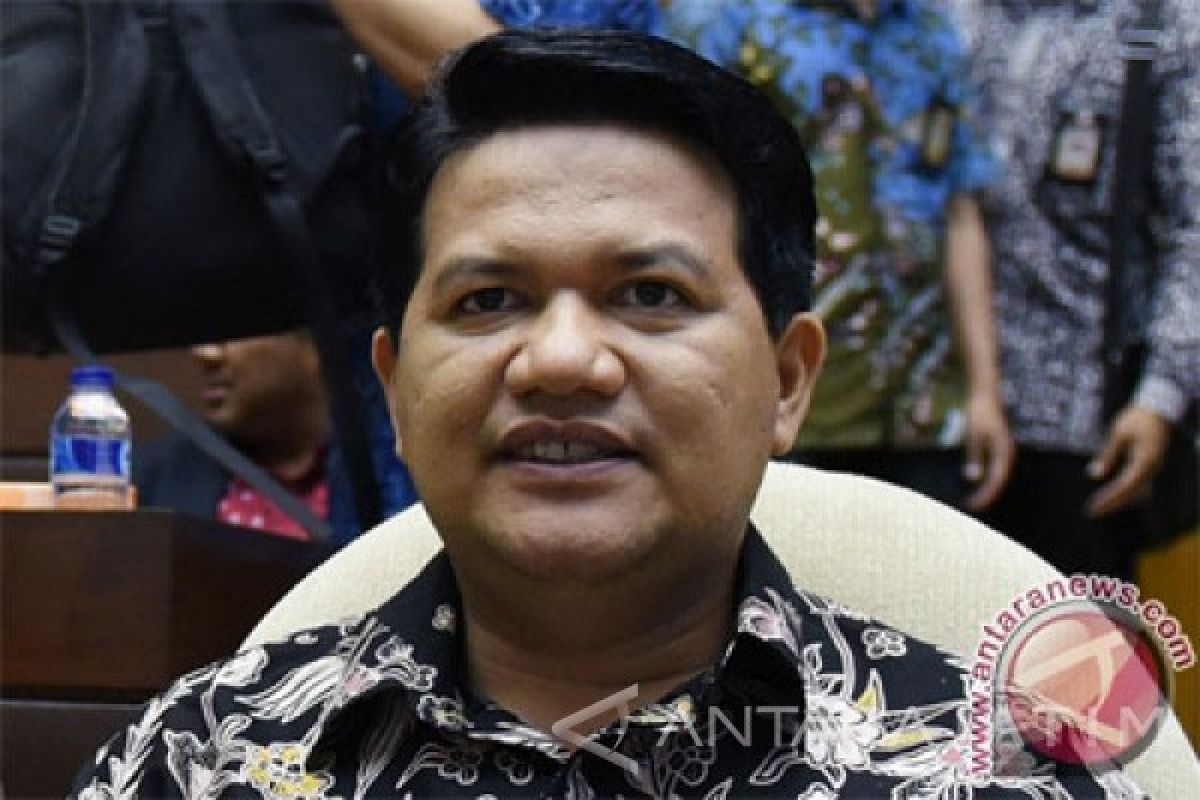 Husni Kamil Manik dan Mimpinya Berjualan  Bakso