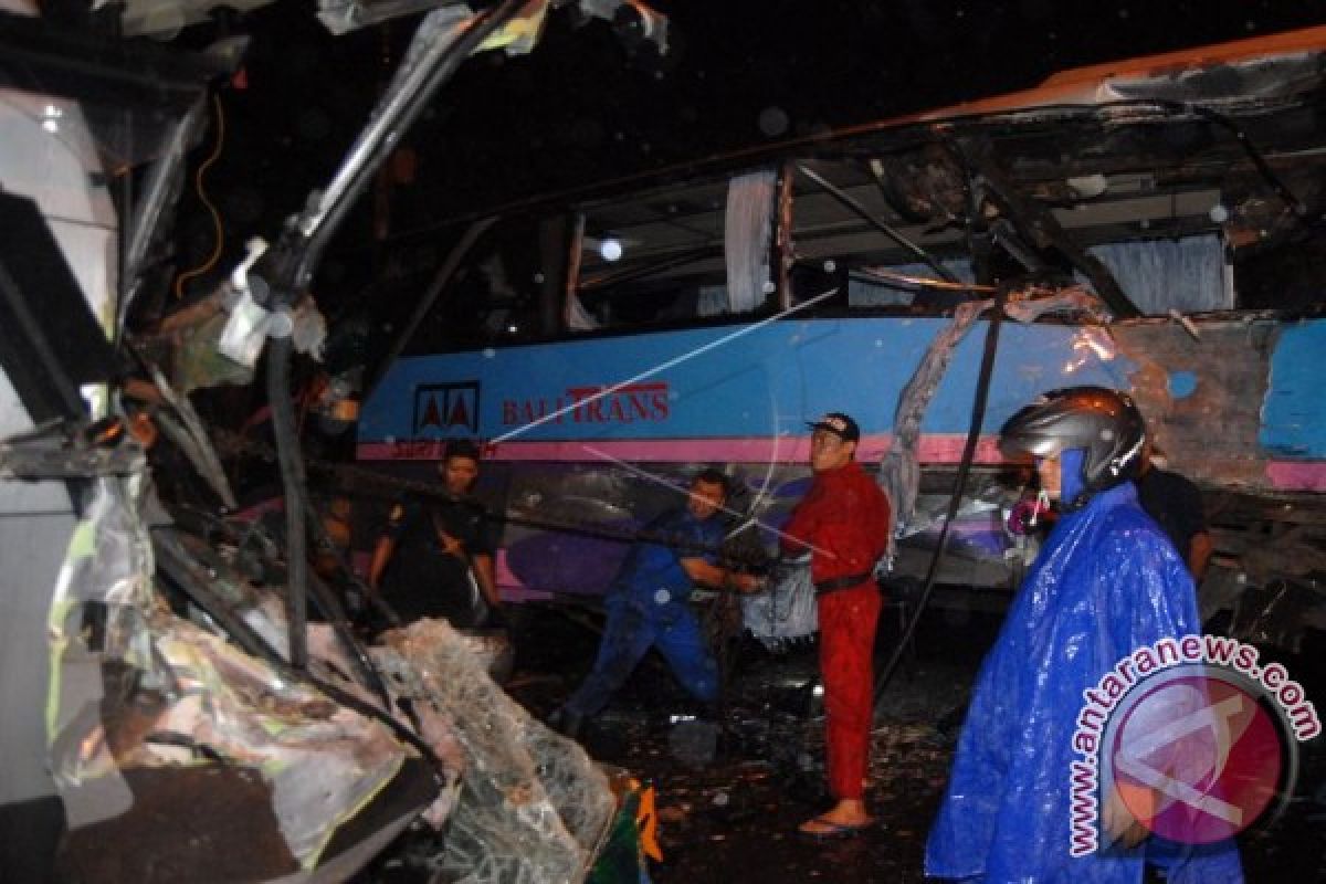 Tiga Orang Tewas Kecelakaan di Tol Tangerang-Merak