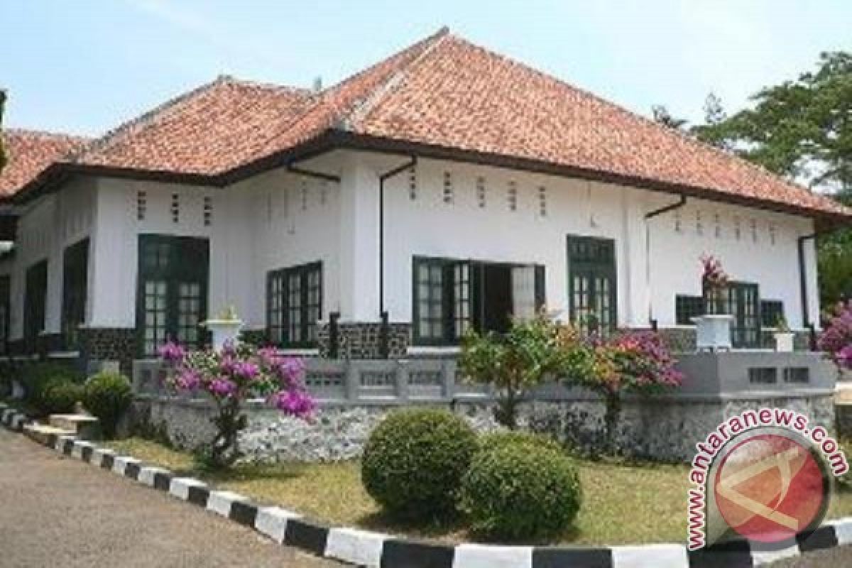 Sambil Berlibur Menyelami Sejarah di Linggarjati