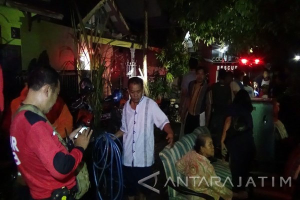 Rumah Seorang Warga Situbondo Terbakar Saat Ditinggal Berlebaran