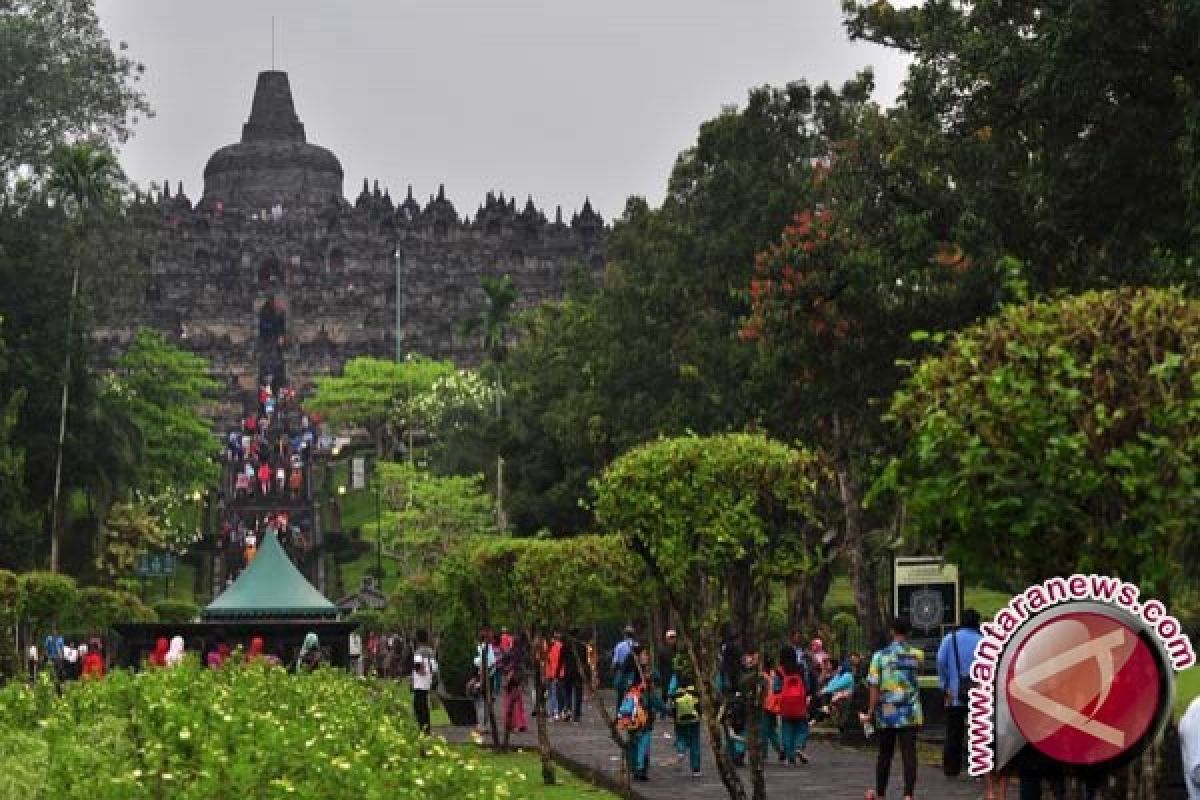 Pengunjung Borobudur Libur Lebarab Capai 322,980 Wisatawan 