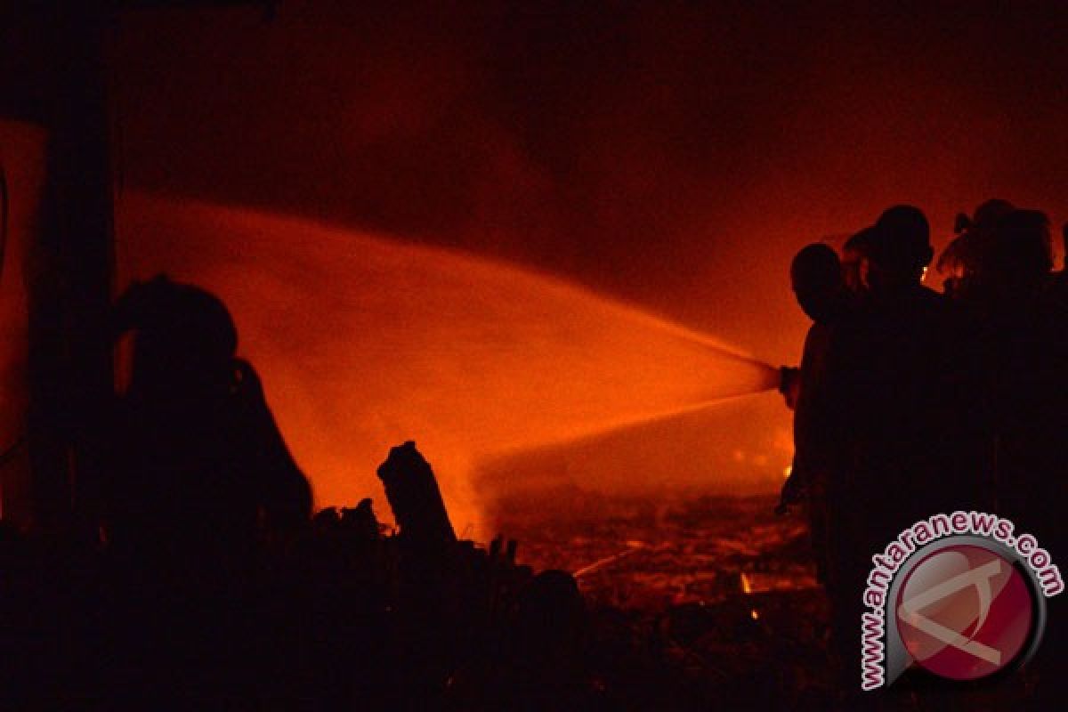 Labfor Polda Jatim selidiki kebakaran Pasar Legi Blitar