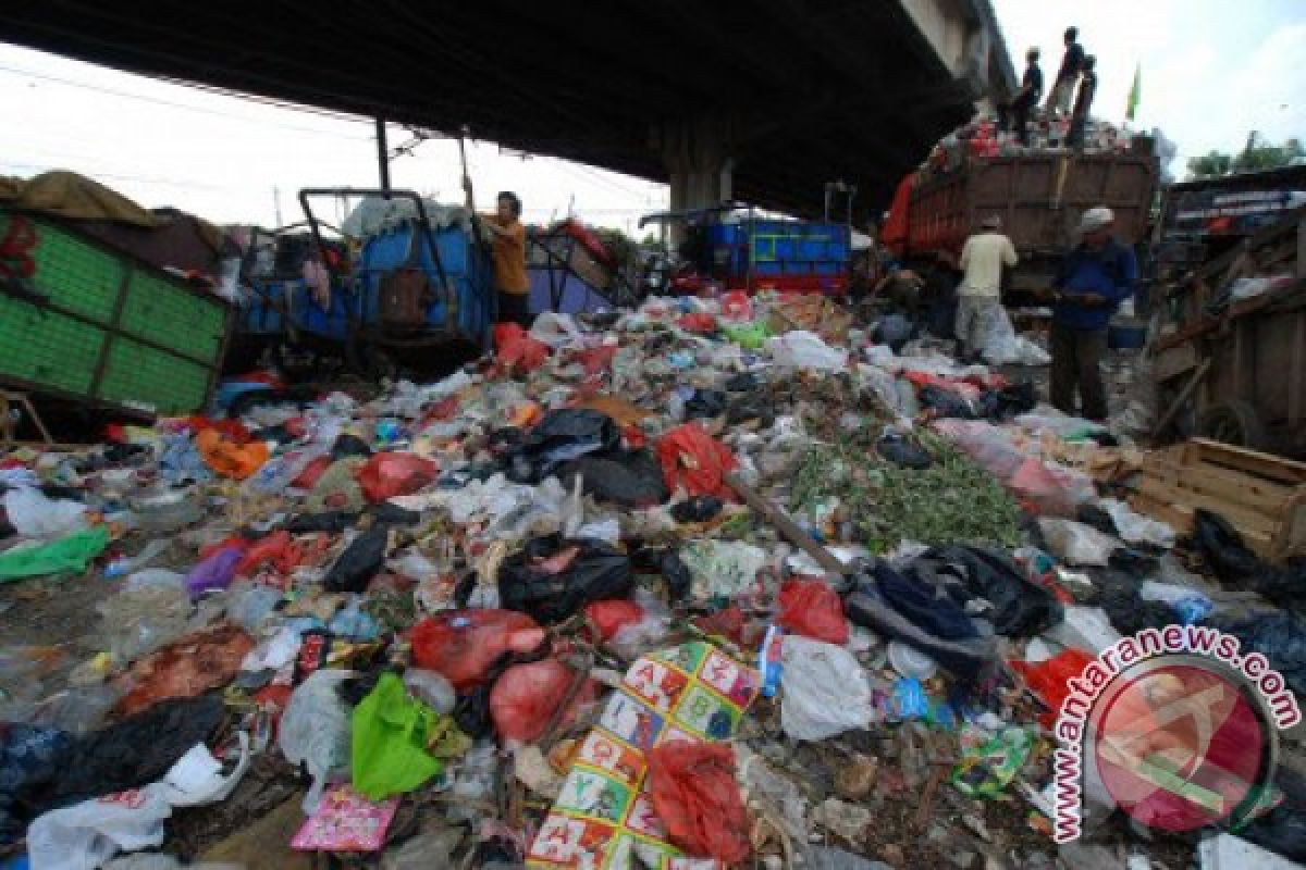 IKAPPI Bekasi minta Pemkab membersihkan sampah lingkungan