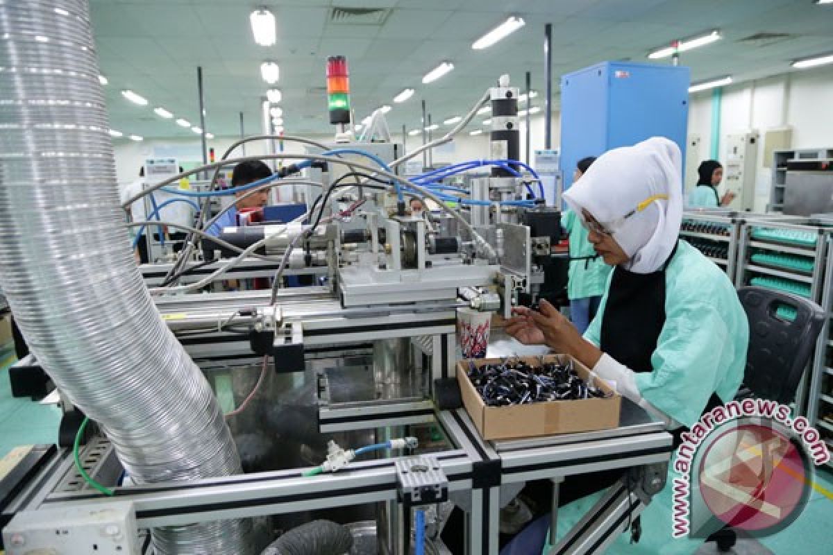 Net liability of Indonesia's int'l investment position falls in Q2