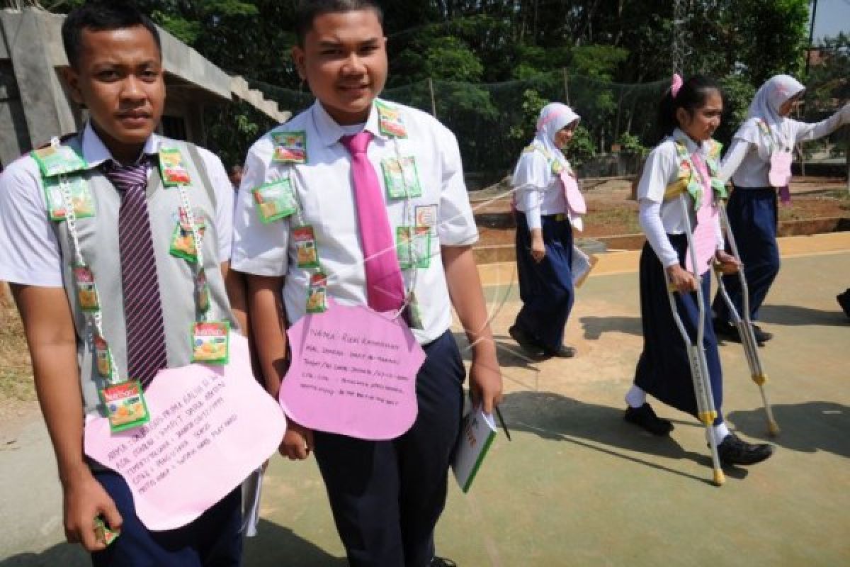 Isi Orientasi Siswa Dengan Kegiatan Mendidik
